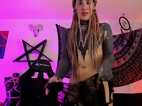 OnixWitch777 online show from May 8, 9:51 pm