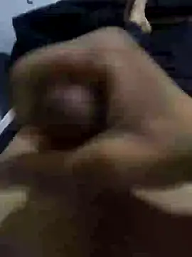 Snapshot of Iyhuooo chatting on June 19, 10:36 pm Iyhuooo online show from June 19, 10:36 pm