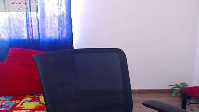 V ALERY online show from March 15, 5:53 pm