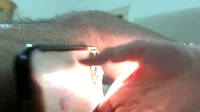 zeusoctavian1 online show from April 1, 5:20 am