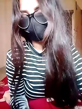Divya3107 online show from May 3, 3:44 am