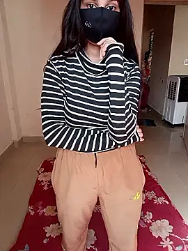 Divya3107 online show from June 7, 3:23 am