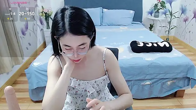 mila-baby-99 online show from May 6, 1:31 am