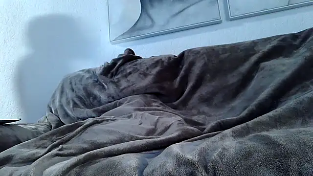 Snapshot of freaky_couple_ chatting on March 17, 1:41 am freaky couple online show from March 17, 1:41 am