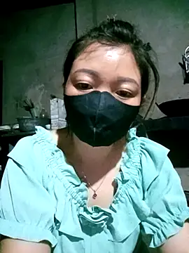 Bling-pusy online show from April 10, 11:39 am