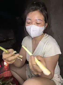 Bling-pusy online show from March 10, 11:20 pm