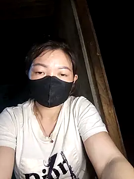 Bling-pusy online show from April 7, 1:02 pm