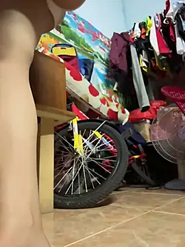 July-lovee online show from March 29, 4:08 pm