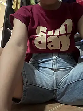 July-lovee online show from April 24, 4:47 am