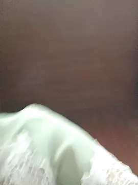 Yellow-pink online show from April 10, 11:12 pm