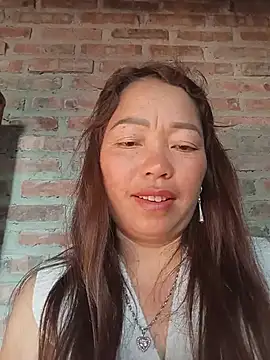 Yellow-pink online show from May 13, 11:34 pm