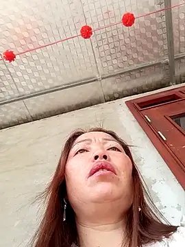 Yellow-pink online show from April 14, 1:10 am