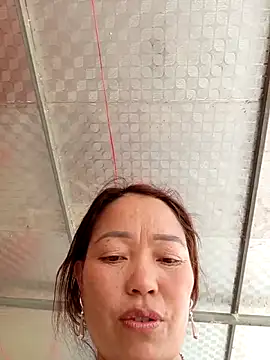 Yellow-pink online show from April 11, 7:45 am