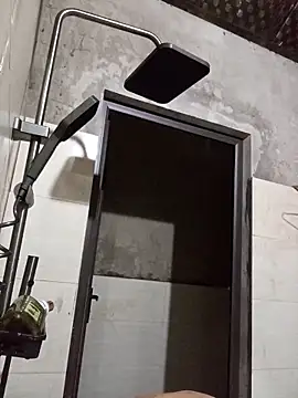 Yellow-pink online show from April 4, 1:50 pm