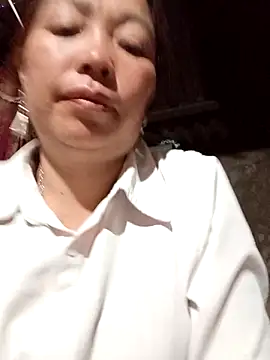 Yellow-pink online show from April 13, 1:04 pm