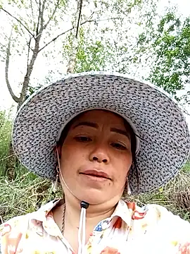 Yellow-pink online show from April 12, 10:18 am