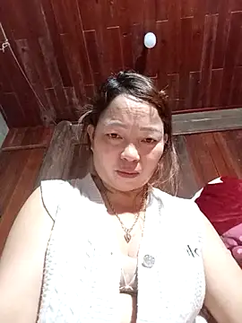 Yellow-pink online show from July 8, 9:32 am