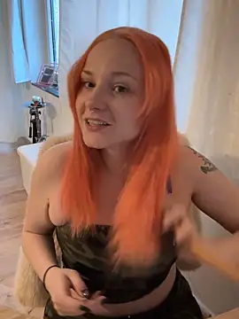 Fiebie licious  online show from April 24, 4:14 am