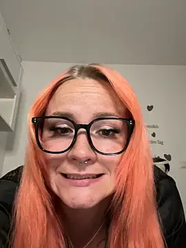 Fiebie licious  online show from July 20, 2:08 am