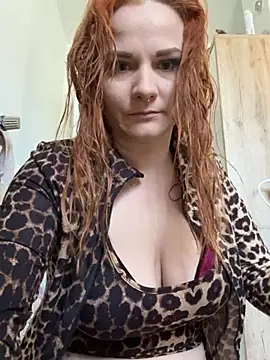 Fiebie licious  online show from March 12, 10:30 am