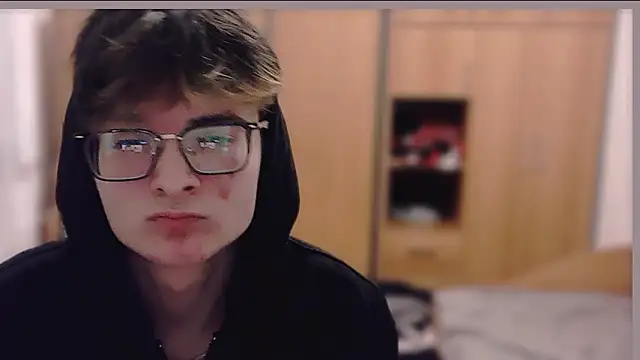 niksikor online show from March 11, 9:42 pm