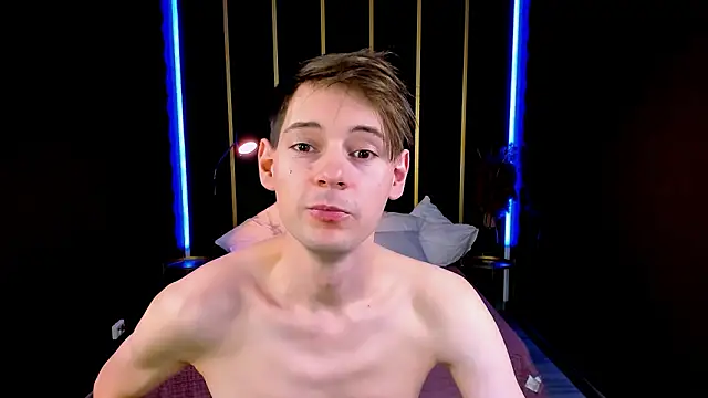 Martin Perry online show from March 22, 4:30 pm