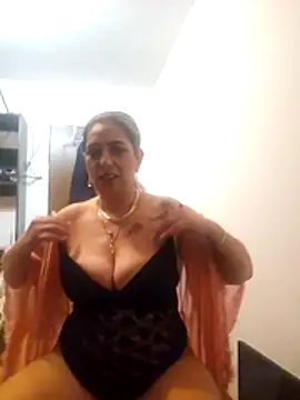 I amAlthaea online show from March 23, 7:14 pm