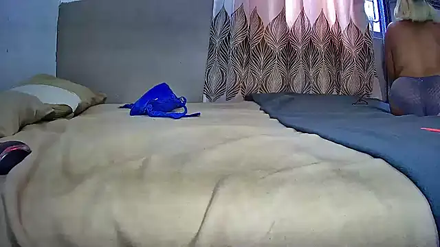 DirtyMelo online show from April 11, 7:56 am