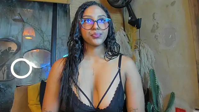 Victoria Gonzalez online show from March 31, 11:34 am