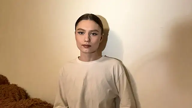 DaniellRocheleau online show from March 20, 9:05 pm