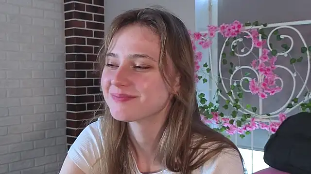 RubieHeiser online show from April 12, 9:45 am