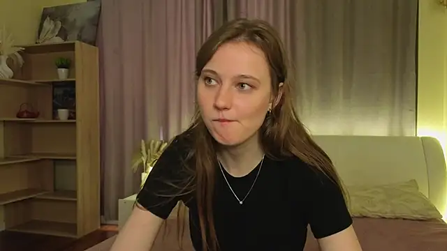 RubieHeiser online show from March 13, 10:20 am