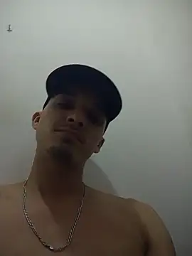 Snapshot of Chachiboo chatting on April 18, 4:53 pm Chachiboo online show from April 18, 4:53 pm