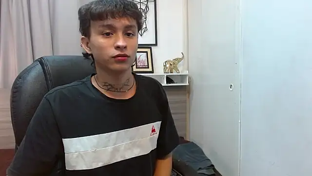 YuanDelux online show from March 8, 3:15 pm