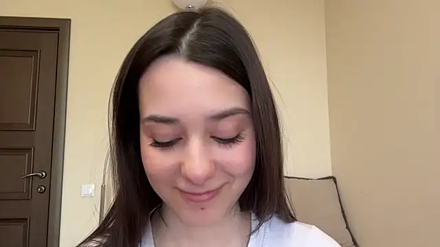 AdeleVelvet online show from April 23, 11:27 am