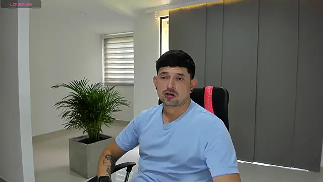 TroyeSavage online show from March 9, 10:02 pm