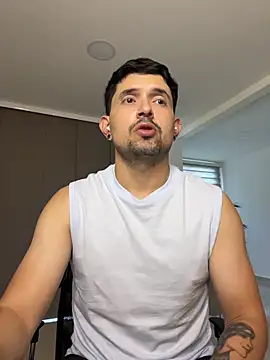 TroyeSavage online show from March 20, 11:44 am