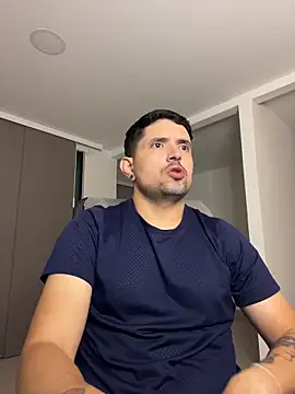 TroyeSavage online show from March 29, 10:50 am