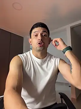 TroyeSavage online show from April 8, 9:49 pm