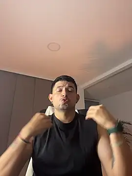 TroyeSavage online show from April 5, 11:06 am