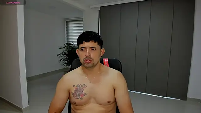 TroyeSavage online show from March 17, 12:08 pm