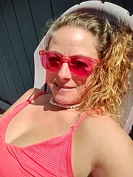 SavannahLush online show from March 22, 5:03 pm