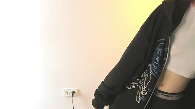 August female online show from April 23, 12:29 pm