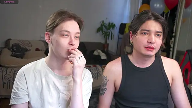 Badtwinkboys online show from March 24, 9:53 am