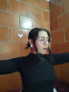 Amanda x1 online show from May 7, 7:28 pm