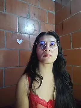 Snapshot of Amanda_x1 chatting on May 21, 7:44 pm Amanda x1 online show from May 21, 7:44 pm