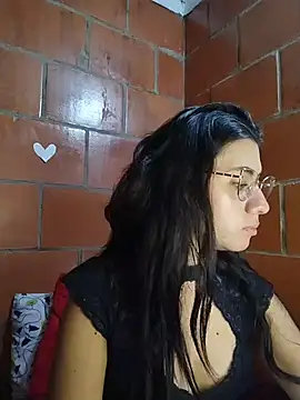 Amanda x1 online show from April 9, 9:21 pm