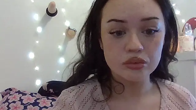 mariaxlovee online show from March 11, 12:04 am