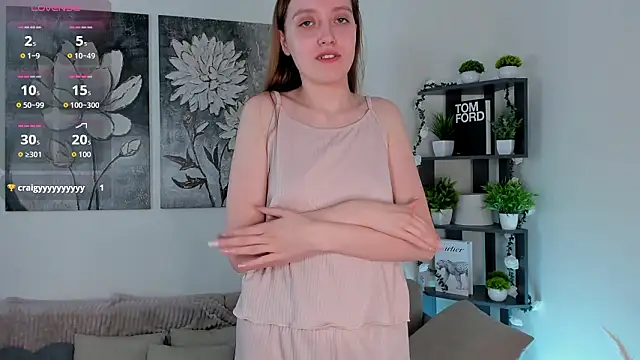 EsterCristofori online show from March 18, 1:31 am