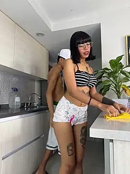 Wild lovers  online show from June 15, 7:35 pm
